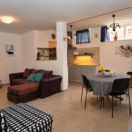 Retreat Tatil Evi